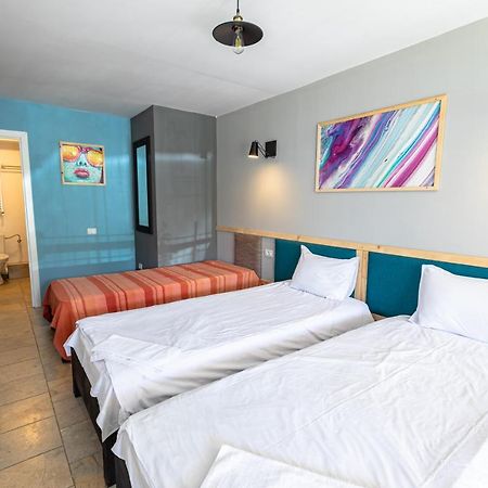 Ezio House Hotel Timisu de Jos Ngoại thất bức ảnh