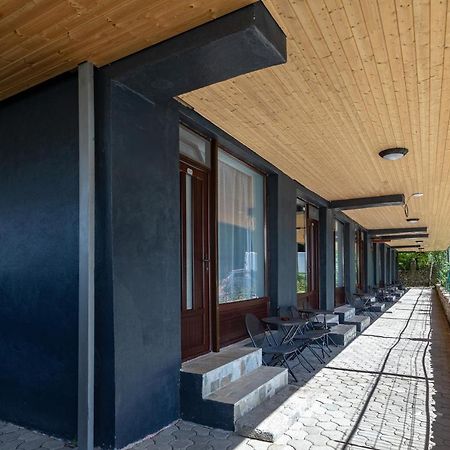 Ezio House Hotel Timisu de Jos Ngoại thất bức ảnh
