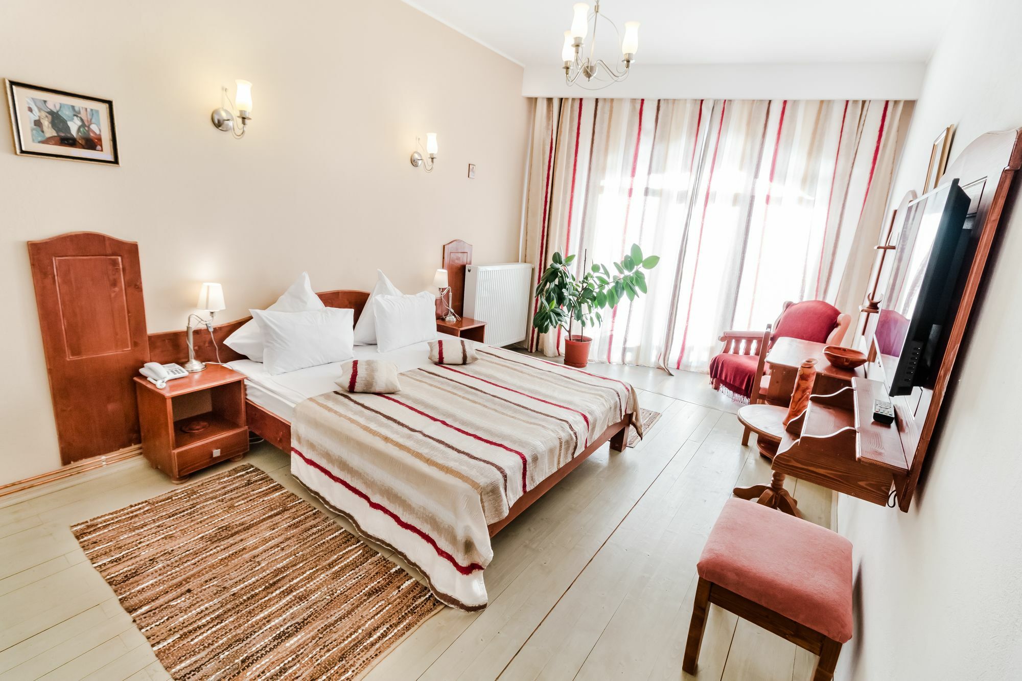 Ezio House Hotel Timisu de Jos Ngoại thất bức ảnh